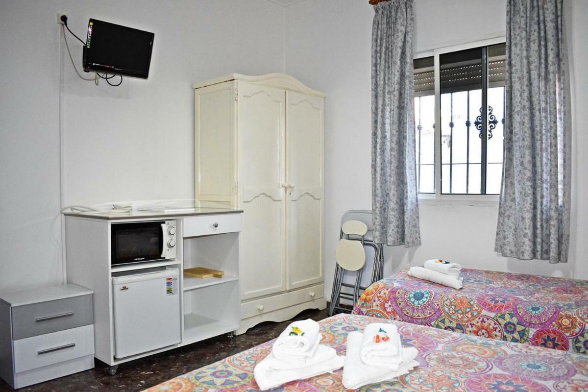 Hostal Sol Y Mar Nerja Buitenkant foto